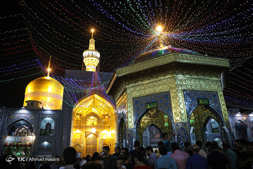 حال و هوای حرم رضوی در آستانه میلاد امام رضا (ع)