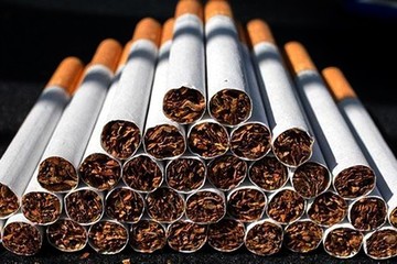 ژاپنی‌ها در ایران سیگار آمریکایی تولید می‌کنند/ همه چیز تحریم است جز سیگار