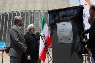 بحضور روحاني..افتتاح المحطة الكهروغازية في شيروان