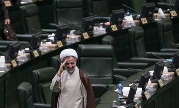 از آتش زدن برجام تا تکیه بر دیپلماتیک‌ترین صندلی پارلمان دهم