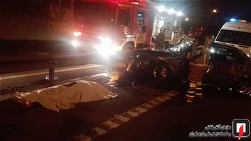 تصادف خودروی سواری با گاردیل در بزرگراه شهید فهمیده