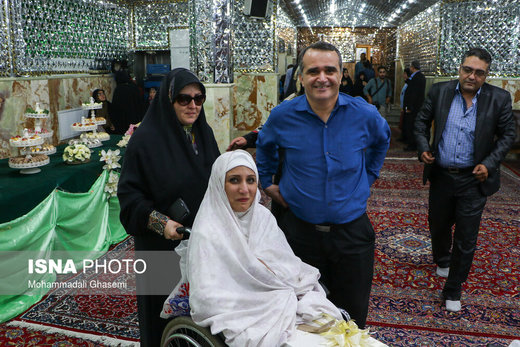 مراسم پیوند آسمانی هشت زوج معلول در امامزاده صالح (ع)