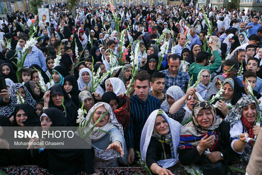 مراسم پیوند آسمانی هشت زوج معلول در امامزاده صالح (ع)