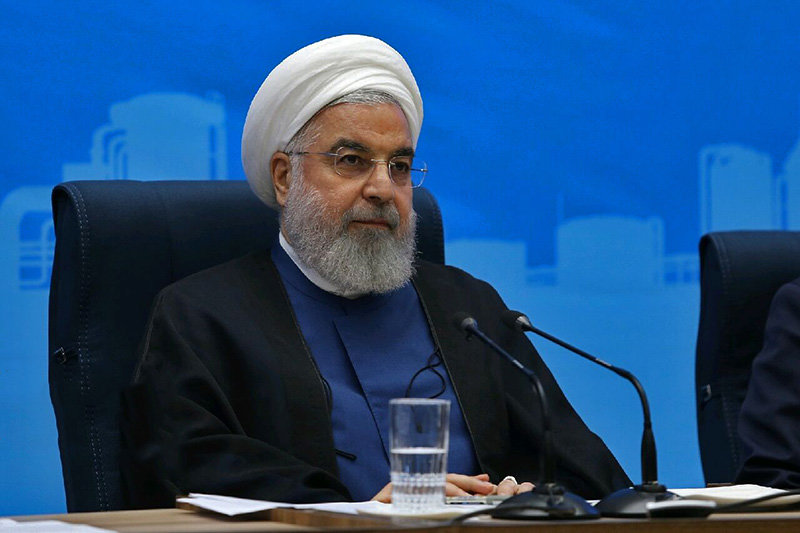 روحانی: فضای مجازی روزانه به مسئولین نمره میدهد