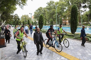 سه‌شنبه‌های بدون خودرو در کنار معلولان