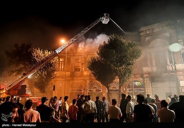 آتش سوزی در میدان حسن آباد تهران
