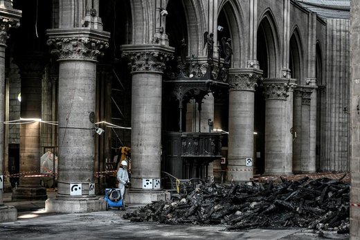 تصاویر | بازسازی کلیسای نوتردام شروع شد‎