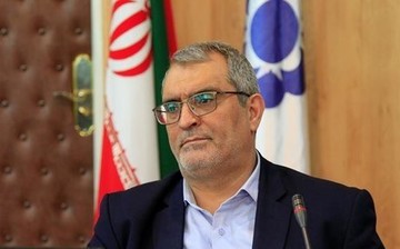  ابراز تاسف از وقت تلف کردن برخی مدیران و نیروهای شهرداری در راهروهای شورای اسلامی شهر