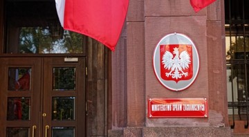 واکنش لهستان به افزایش تنش‌ها در خلیج فارس 