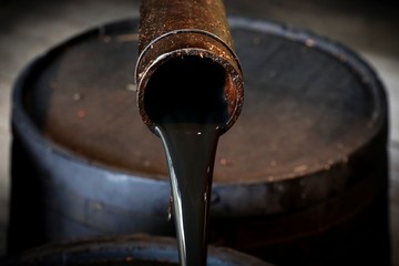 علت خنثی شدن قیمت نفت در مقابل تنش‌های خاورمیانه چیست؟