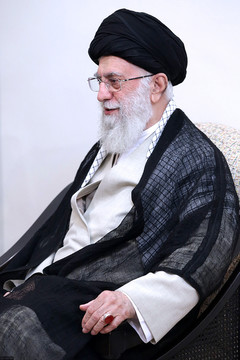 دیدار نایب رئیس دفتر سیاسی حماس و هیئت همراه با رهبر معظم انقلاب اسلامی