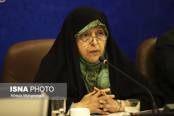 ابتکار: دختران بدون حجاب در مدارس حاضر شوند
