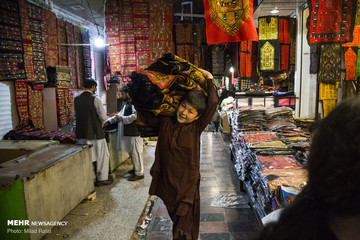کسب و کار مهاجران افغانستانی در بازار زاهدان