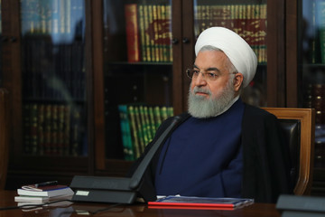 Rouhani expresses condolences on passing away of Tunisian president