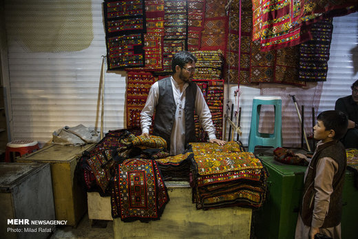 کسب و کار مهاجران افغانستانی در بازار زاهدان