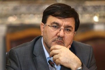 حاشیه‌های دنباله‌دار توزیع شبنامه علیه روحانی در صحن مجلس /امضا کننده شبنامه زیر ذره بین رفت