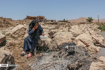 بی‌بی مروارید در روستای چم‌مهر استان لرستان