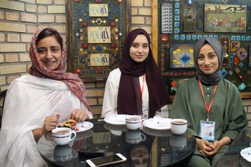 فارسی آموز