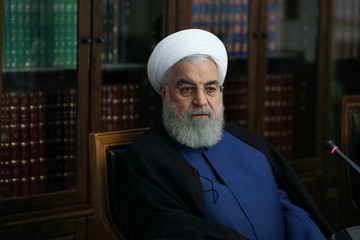روحانی: تکدی‌گری و تجاهر به موادمخدر به هویت ملی ما ضربه می‌زند