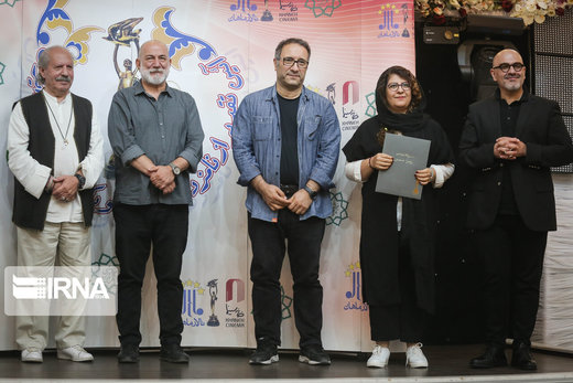 تقدیر از نامزدهای بیست و یکمین جشن بزرگ سینمای ایران