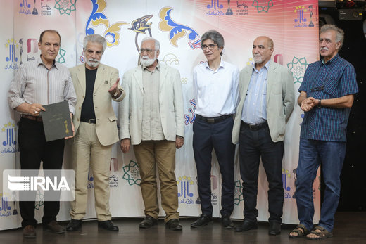 تقدیر از نامزدهای بیست و یکمین جشن بزرگ سینمای ایران
