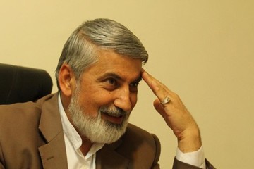 چرا لاریجانی و رئیسی در جلسات شورای وحدت حضور ندارند؟/ ترقی: اصولگرایان هیچ کاری با احمدی‌نژاد ندارند