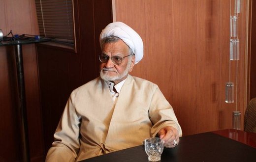 یادداشت یک منتقدقدیمی آیت الله مصباح یزدی در باره او/ حجتی کرمانی: تعجب می کنید که  او را تمجید می کنم؟