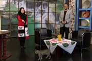 فیلم | حضور گربه در برنامه زنده تلویزیونی!