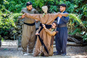 جشن چله تابستان در روستای زردوئی استان کرمانشاه