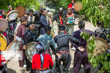 جشن چله تابستان در روستای زردوئی استان کرمانشاه
