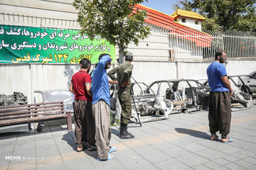 دستگیری باند سرقت و اوراق خودرو در شهرک قدس