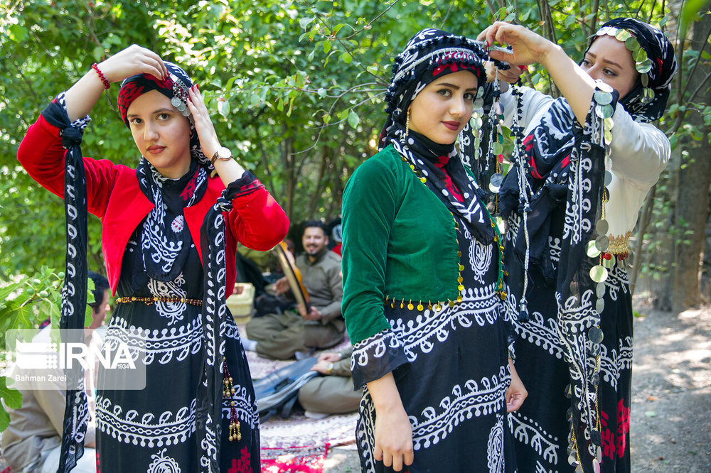 خبرآنلاین - تصاویر | جشن چله تابستان در پاوه