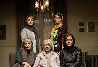 ژِست «باران کوثری» در اکران «سرکوب»/ عکس