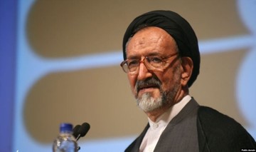 شرط دعایی با امام خمینی برای قبول سفارت عراق/ با شهریه ماهیانه رهبری زندگی می کنم