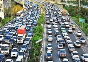 بار ترافیکی سنگین در بزرگراه‌های تهران/ ۳ بزرگراه شلوغ کدامند؟