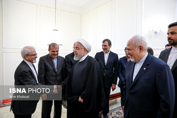 روحانی و ظریف