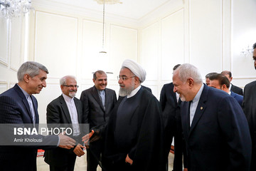 روحانی و ظریف