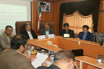 بازنشسته شدن ۶۰ هزار معلم در سال تحصیلی جدید / اختصاص ۱۰۰ کانکس در مناطق سیل زده لرستان