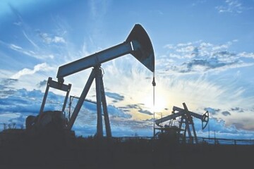 آمریکا در بازار جهانی نفت کم آورد 