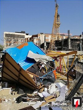 سقوط جرثقیل تاور کرین در مینی‌سیتی