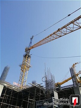 سقوط جرثقیل تاور کرین در مینی‌سیتی