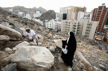 جمع‌آوری سنگ برای رمی جمرات