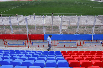 ورزشگاه پیر "شهر خسته" نونوار شد/عکس