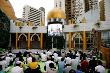 اقامه نماز عید قربان در شهر شانگهای چین