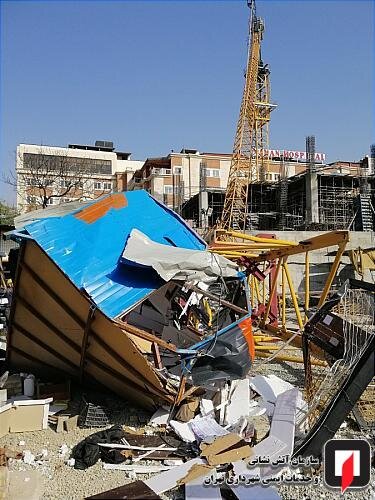 سقوط جرثقیل تاور کرین در مینی‌سیتی