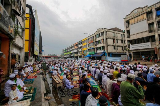 اقامه نماز عید قربان در شهر کوالالامپور مالزی