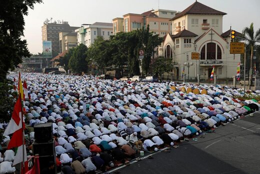 اقامه نماز عید قربان در شهر جاکارتا اندونزی