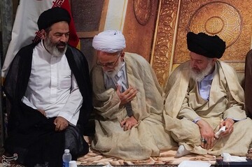 یادواره شهدای منا و مسجدالحرام در سرزمین منا