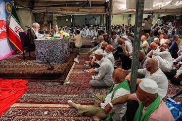 یادواره شهدای منا و مسجدالحرام در سرزمین منا