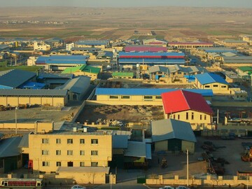 البرز یک هزار و ۵۰۰ واحد صنعتی در دست ساخت دارد